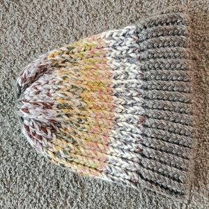 NWOT - Multi-color knit hat